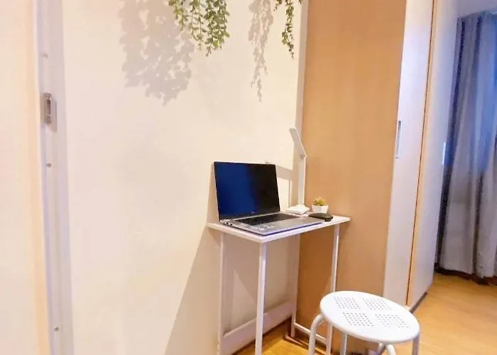 Aparthotel Cozy 2bedroom Near Airport