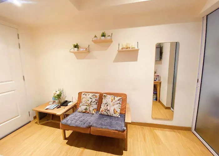 Cozy 2bedroom Near Airport Aparthotel